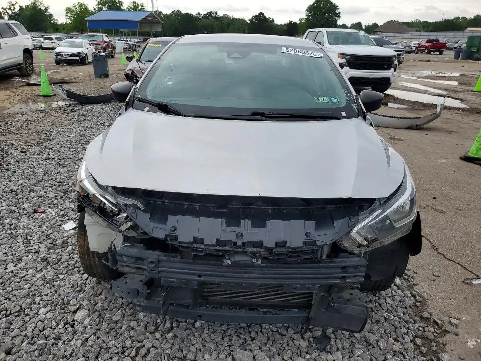 2021 NISSAN VERSA S  