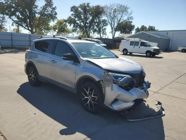 2016 TOYOTA RAV4 SE