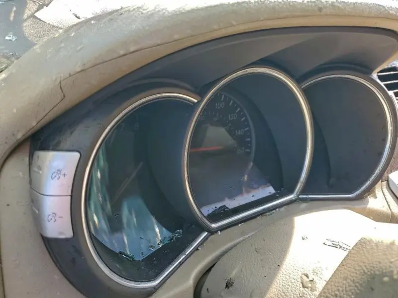 2011 NISSAN MURANO S  