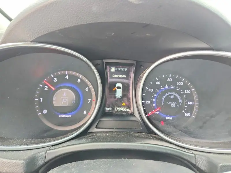 2016 HYUNDAI SANTA FE SE  