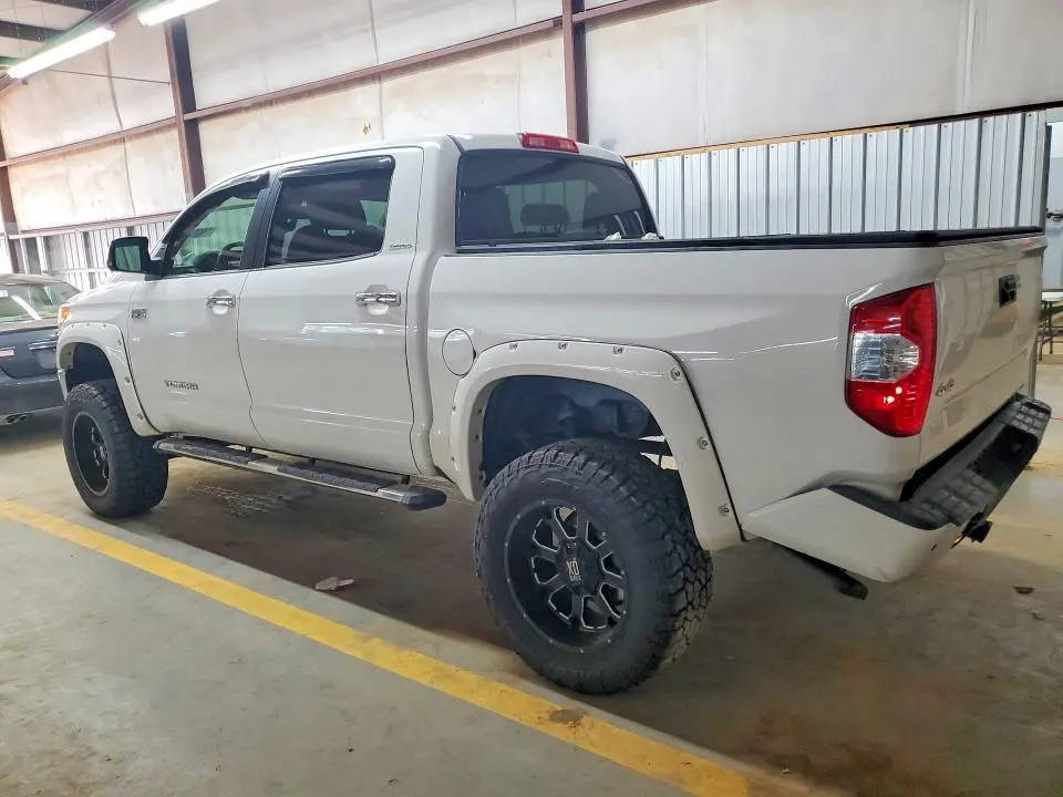 2017 TOYOTA TUNDRA CREWMAX LIMITED  
