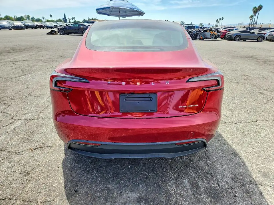 2025 TESLA MODEL 3   