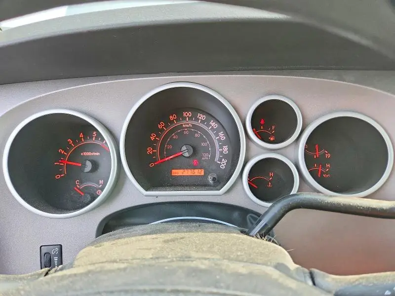 2011 TOYOTA TUNDRA CREWMAX SR5  