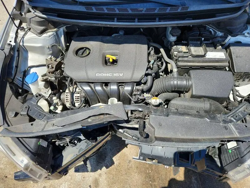 2017 KIA FORTE LX  