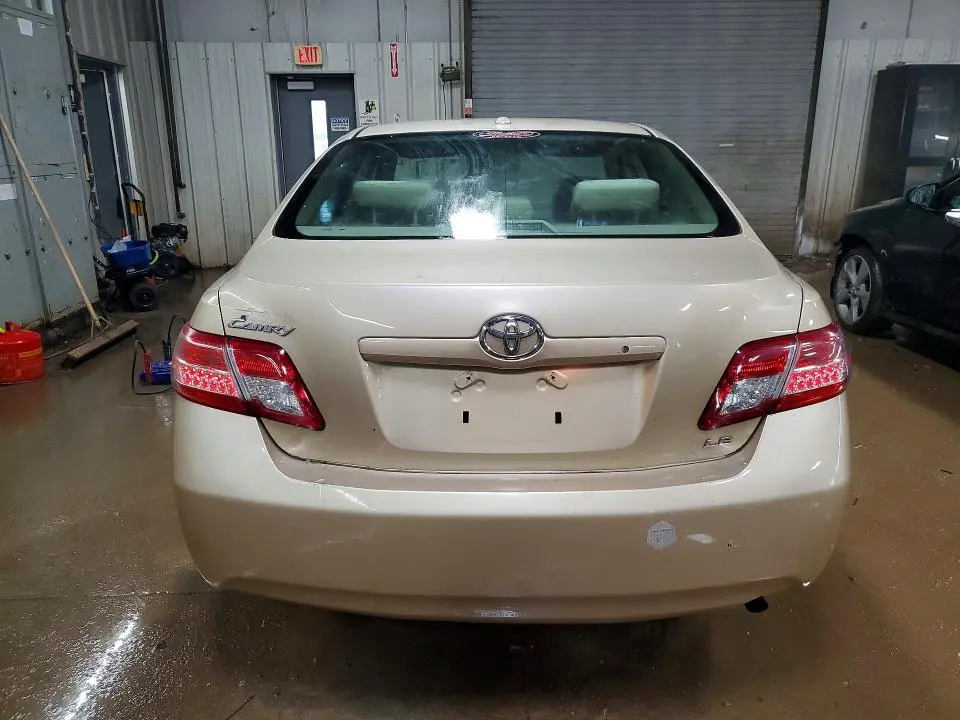 2010 TOYOTA CAMRY   