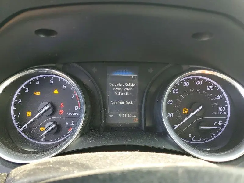 2019 TOYOTA CAMRY LE  