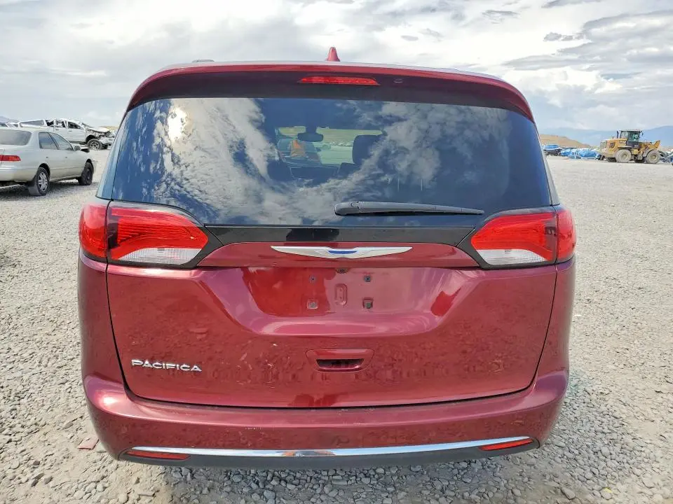 2017 CHRYSLER PACIFICA TOURING L  