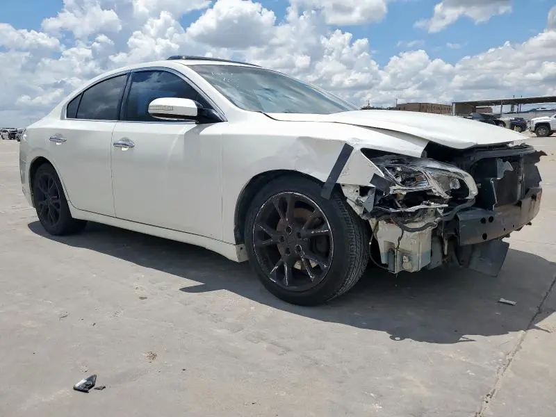 2014 NISSAN MAXIMA S  