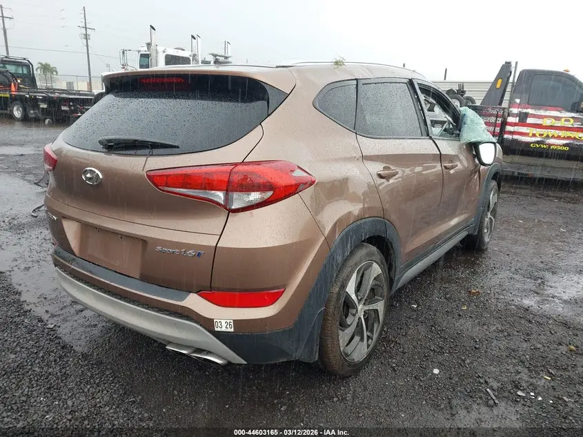2017 HYUNDAI TUCSON SPORT