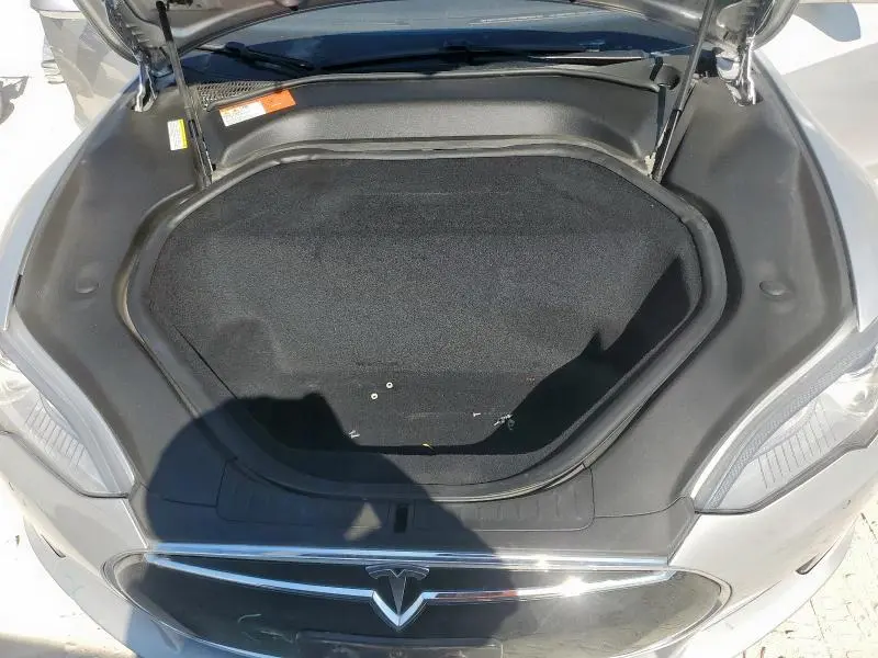 2015 TESLA MODEL S   