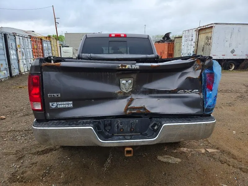 2014 RAM 1500 SLT  