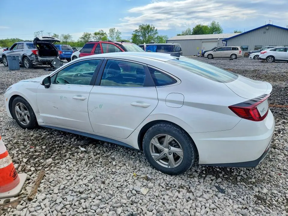 2020 HYUNDAI SONATA SE  