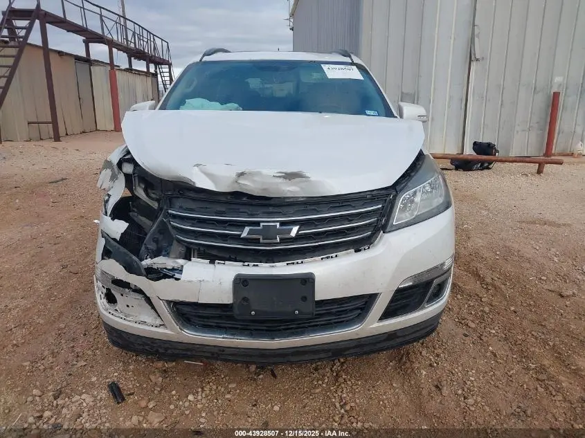 2017 CHEVROLET TRAVERSE 2LT