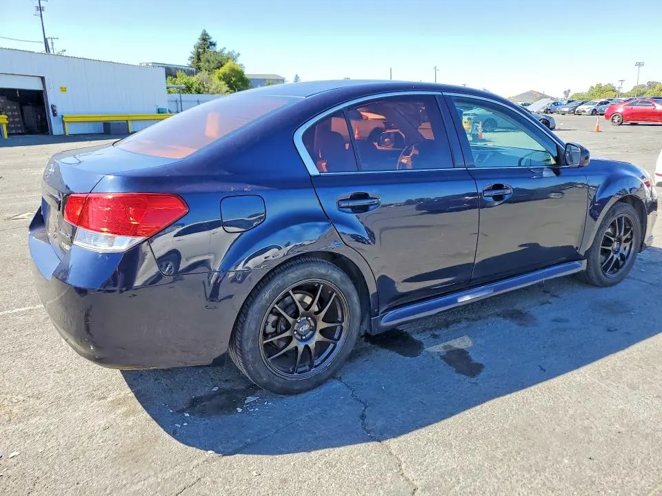 2012 SUBARU LEGACY 2.5I PREMIUM  