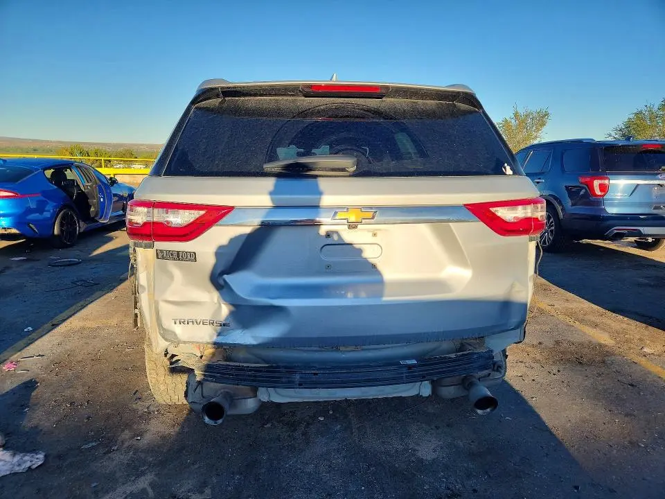 2021 CHEVROLET TRAVERSE LS  