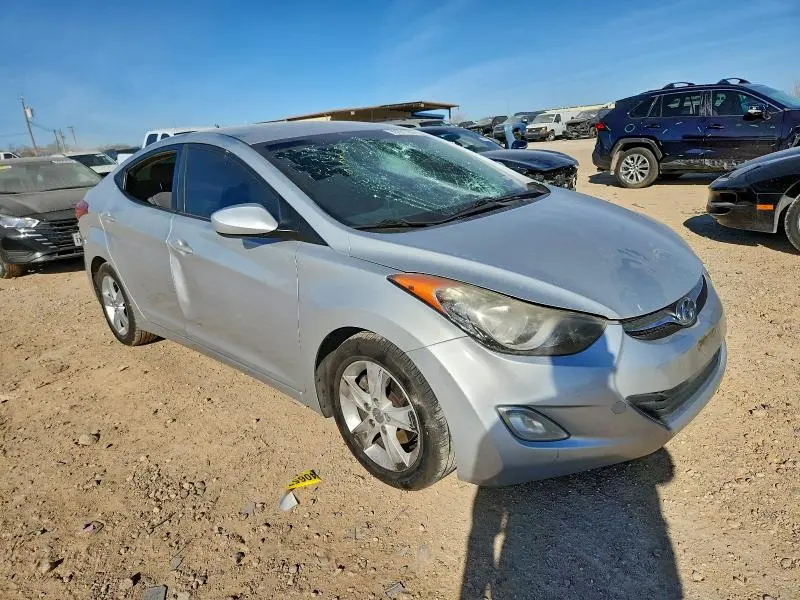 2012 HYUNDAI ELANTRA   
