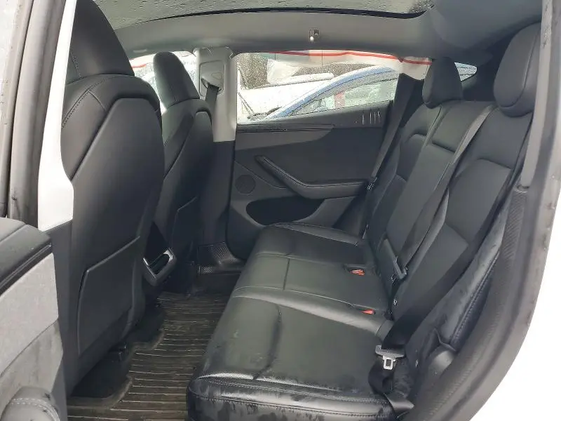 2026 TESLA MODEL Y   