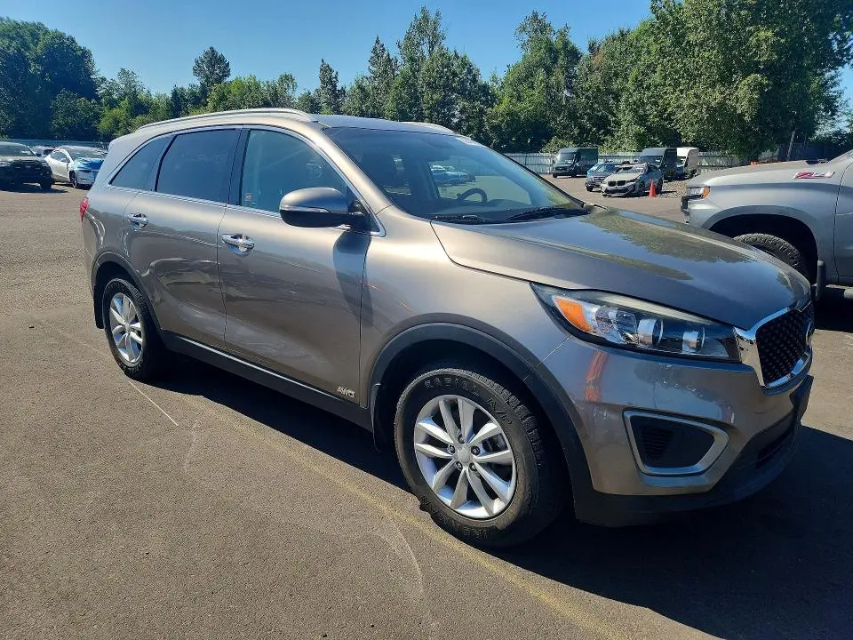2016 KIA SORENTO LX  