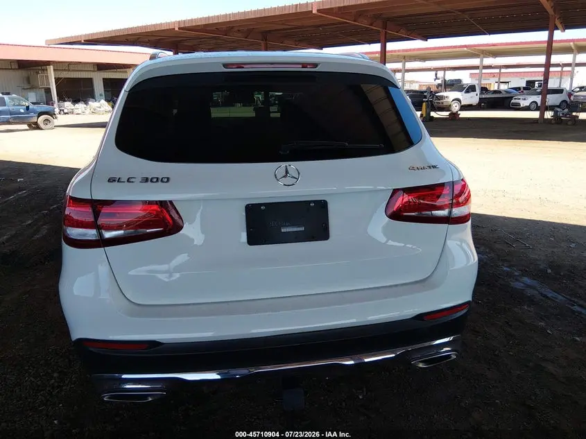 2018 MERCEDES-BENZ GLC 300 4MATIC