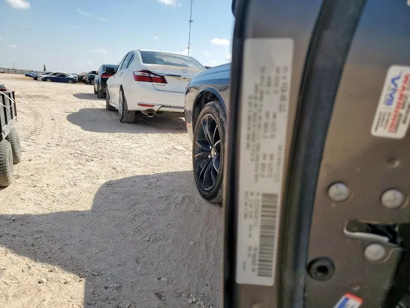 2018 DODGE CHALLENGER SXT  