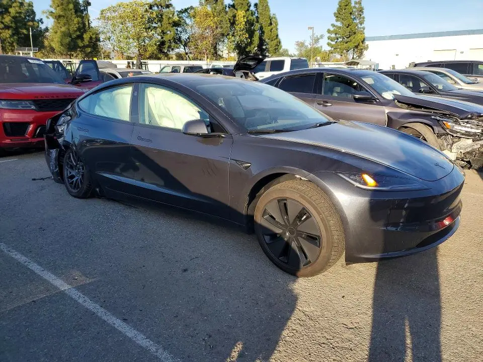 2026 TESLA MODEL 3   