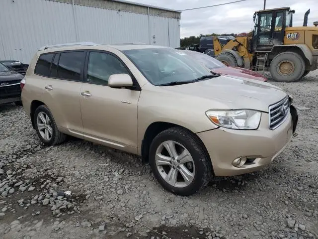 2010 TOYOTA HIGHLANDER LIMITED  
