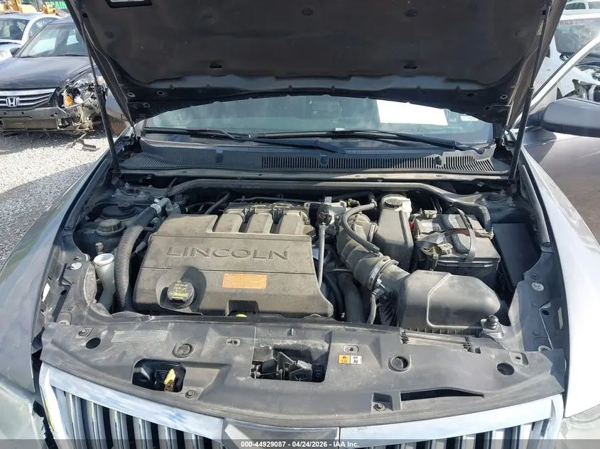 2011 LINCOLN MKS  