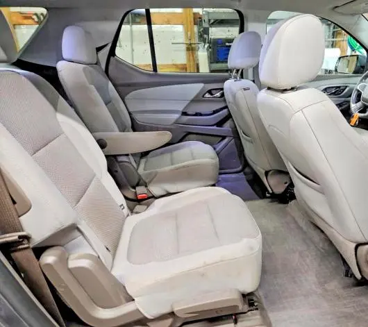 2020 CHEVROLET TRAVERSE LT  