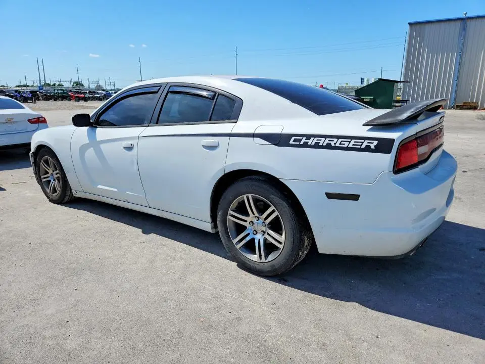2013 DODGE CHARGER SE  