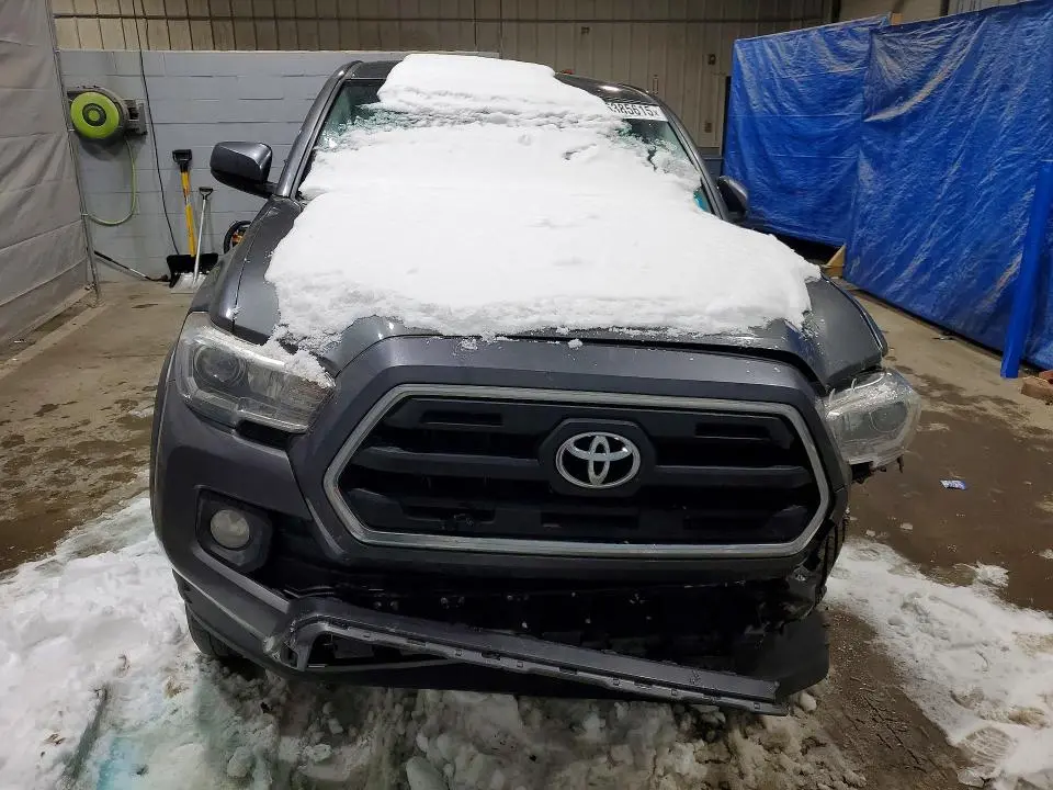 2017 TOYOTA TACOMA DOUBLE CAB  