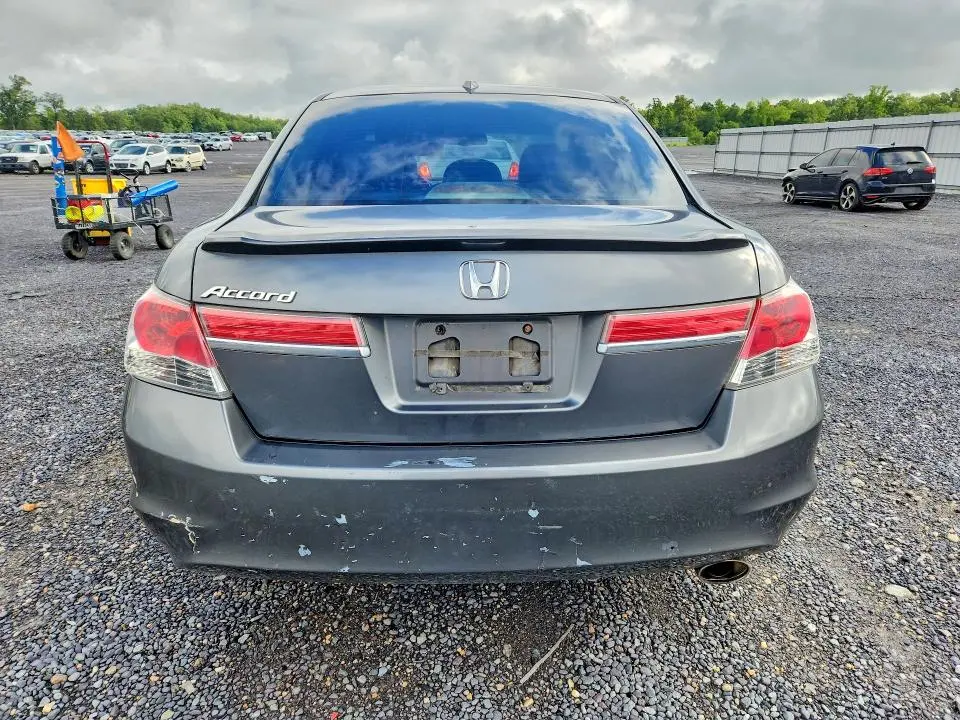 2011 HONDA ACCORD EXL  