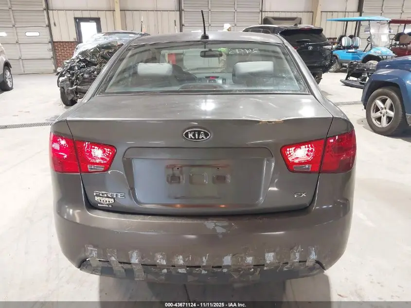 2013 KIA FORTE EX