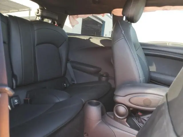 2015 MINI COOPER 