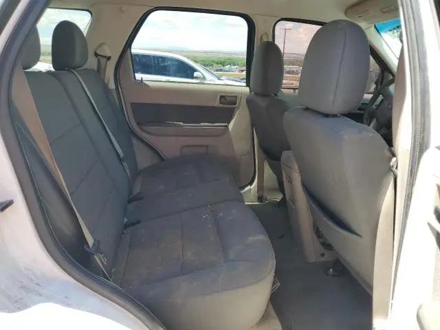 2010 FORD ESCAPE XLT  