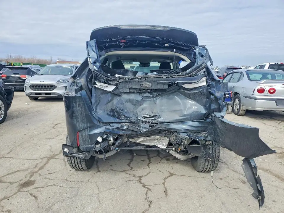 2023 FORD EDGE SE  