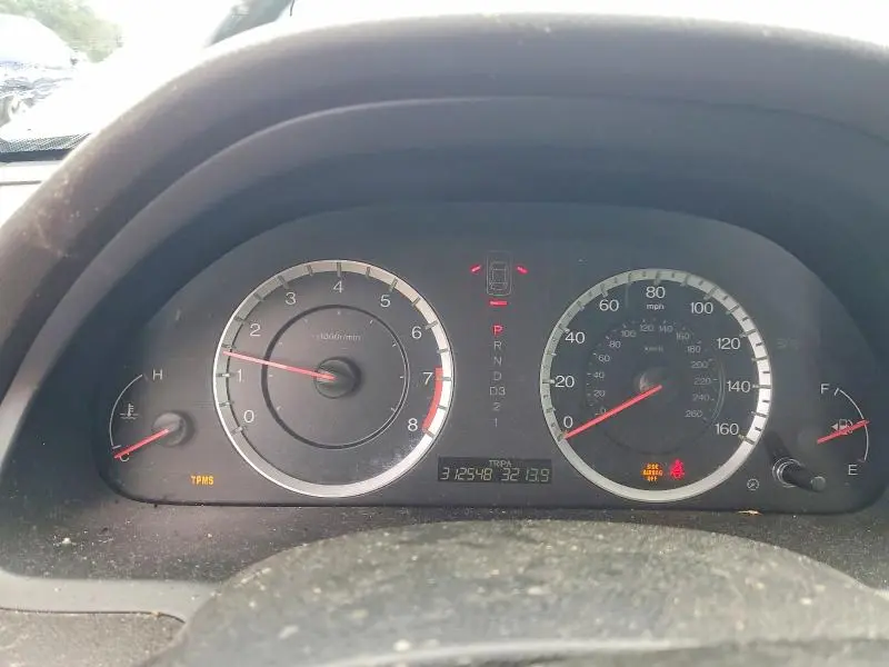2010 HONDA ACCORD LX  
