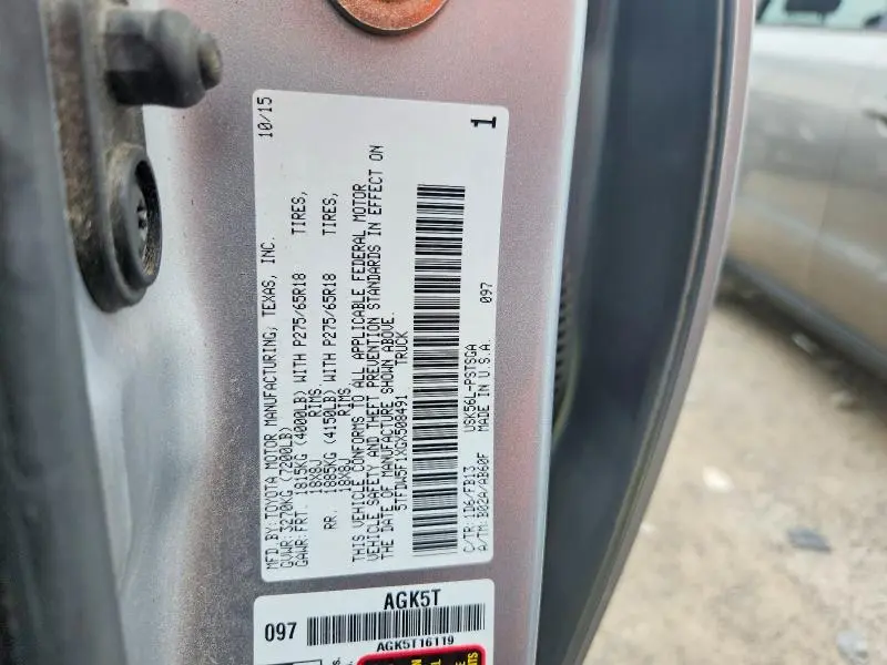 2016 TOYOTA TUNDRA SR5  