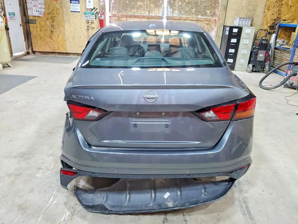 2025 NISSAN ALTIMA SV  