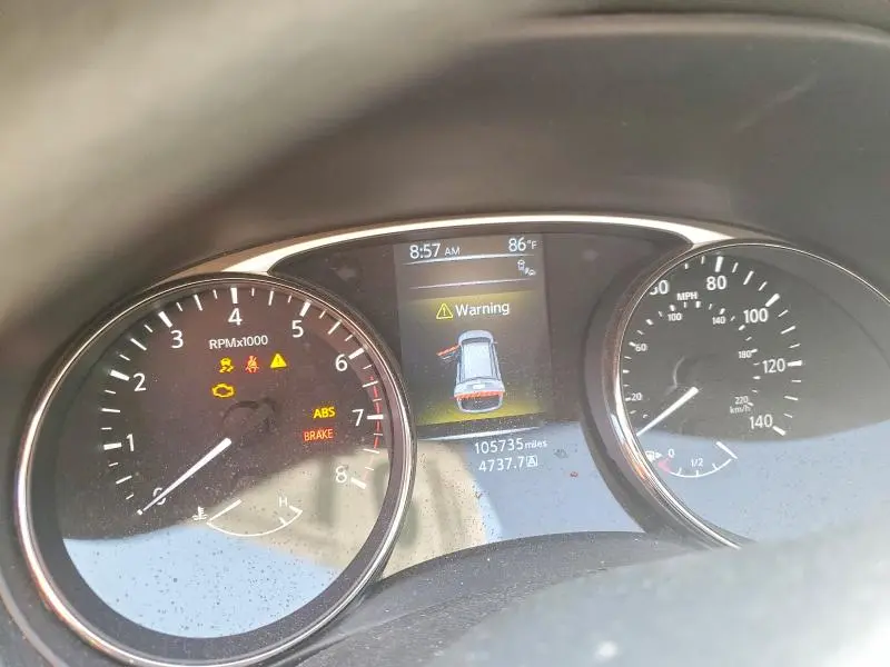 2016 NISSAN ROGUE SV  