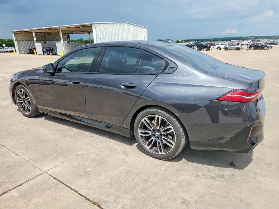 2025 BMW 530 I  