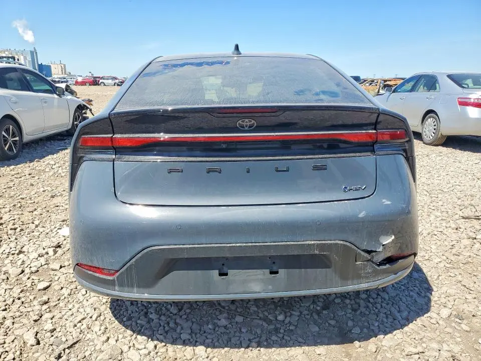 2023 TOYOTA PRIUS LE  