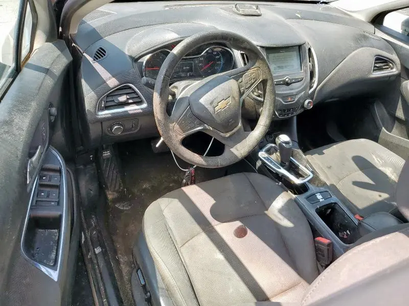 2017 CHEVROLET CRUZE LT