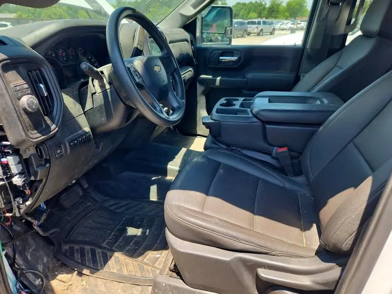 2024 CHEVROLET SILVERADO C2500 HEAVY DUTY  