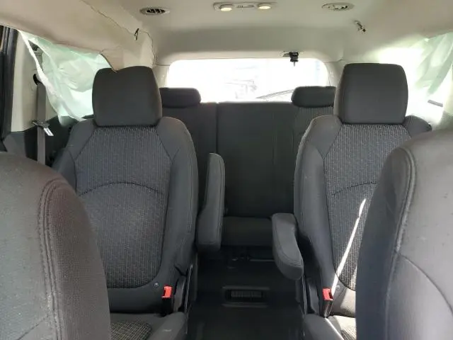 2011 CHEVROLET TRAVERSE LT  