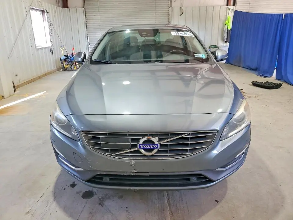 2016 VOLVO S60 PLATINUM  