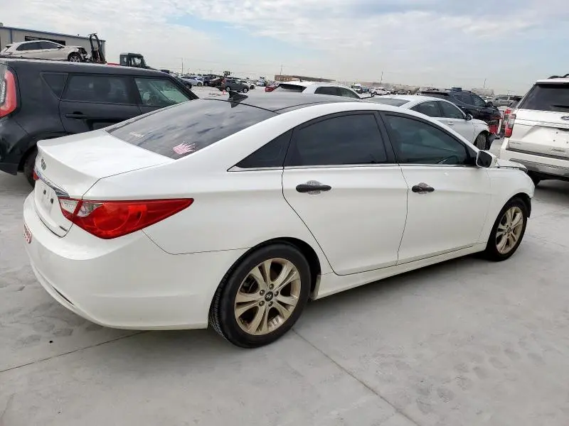 2012 HYUNDAI SONATA SE  