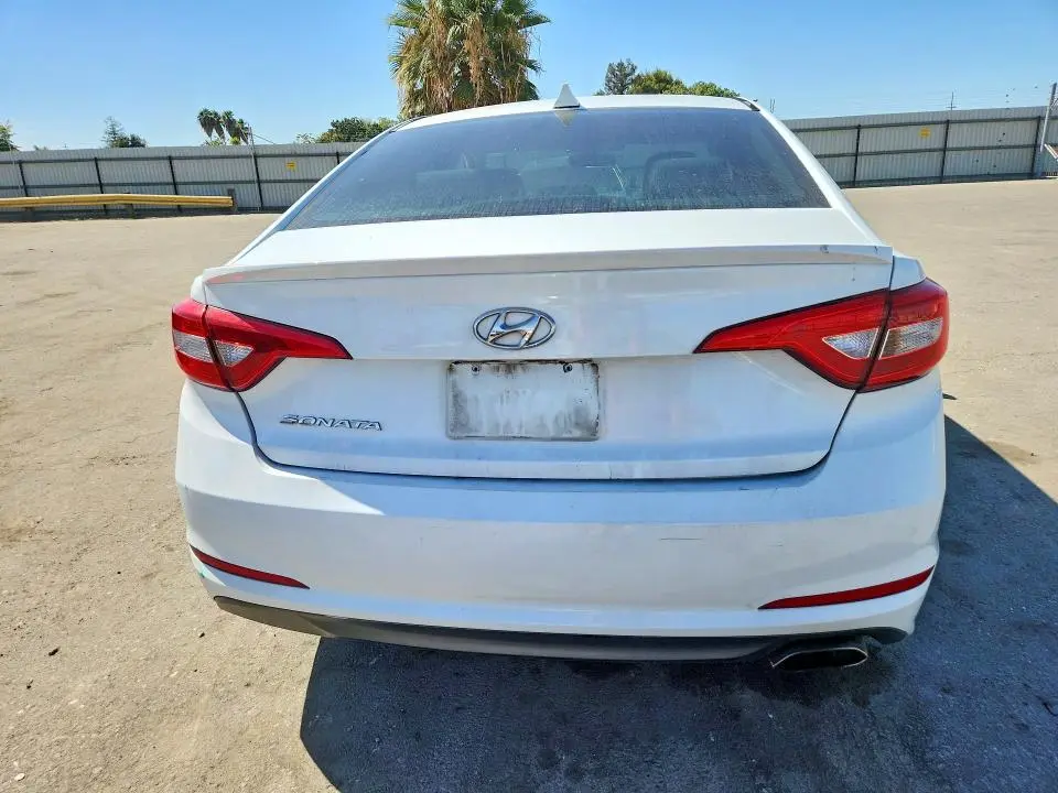 2016 HYUNDAI SONATA SE  