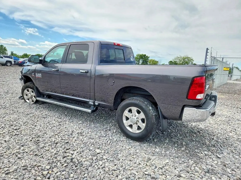 2015 RAM 2500 SLT  