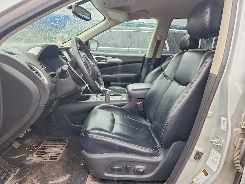 2019 NISSAN PATHFINDER SL  