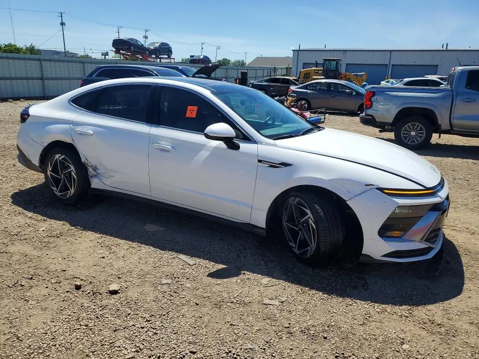 2024 HYUNDAI SONATA SEL  
